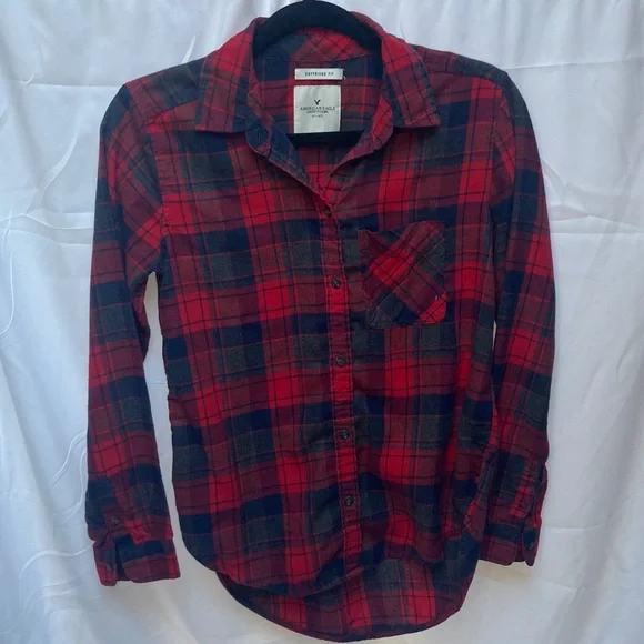 AE Boyfriend Fit Button Down Flannel - Picture 7 of 9